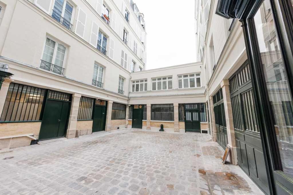 Lovely Loft With 2 Bedrooms Air Conditioned *